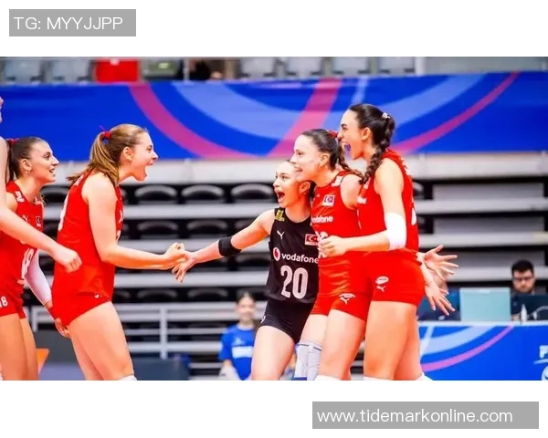 芬兰U19与土耳其U19激战成平比分揭晓精彩瞬间回顾