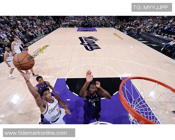 每场都有前进！面临快船雷霆后场新星展示出了超强的防卫才能？